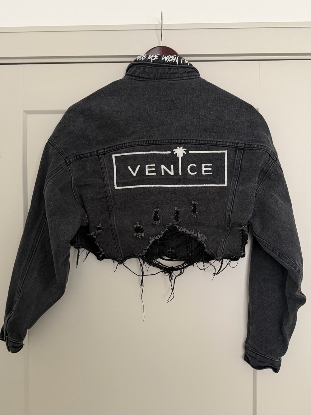 Womens Cropped Denim Distressed Black jean jacket Size Small